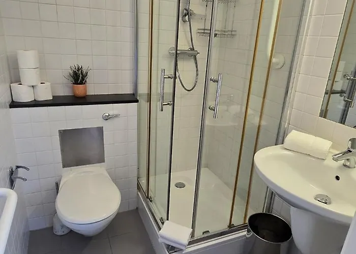 Apartament Charming Newly Renovated 2 Bed With Free Parking